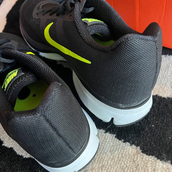 Nike Running Oregon Project Black and Lime Pegasus Running Shoes - Picture 9 of 14